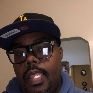 Meet your Posher, Johnny